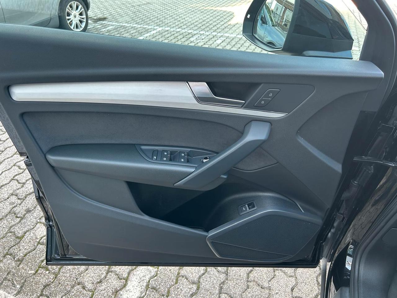 Audi Q5 Sportback 40 2.0 tdi mhev S line quattro s-tronic