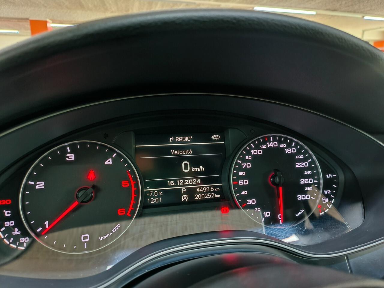 Audi A6 Avant 2.0 TDI 177 CV S-line più Kit RS