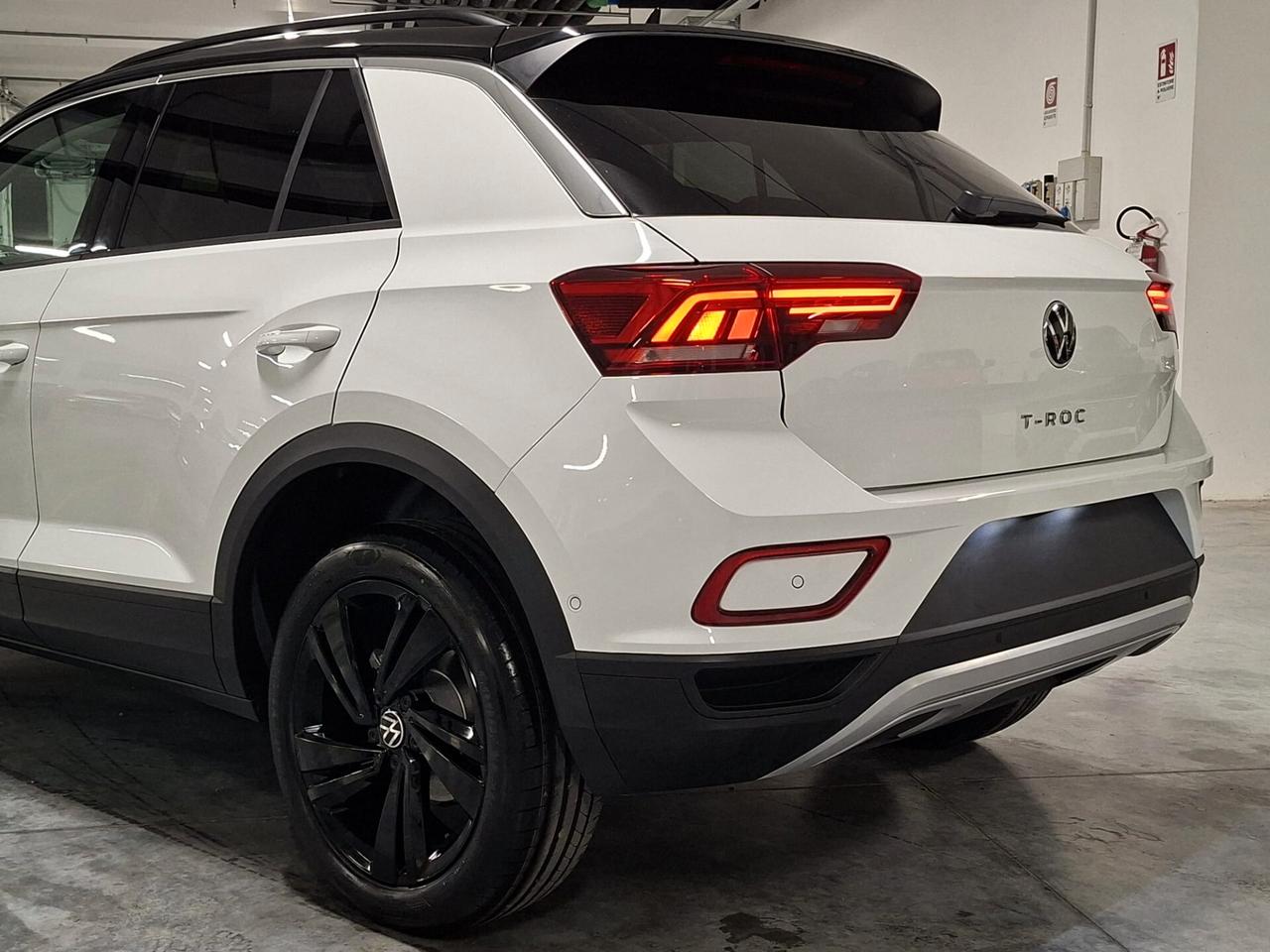 Volkswagen T-Roc 1500 TSI ACT 150CV Sport Km.0