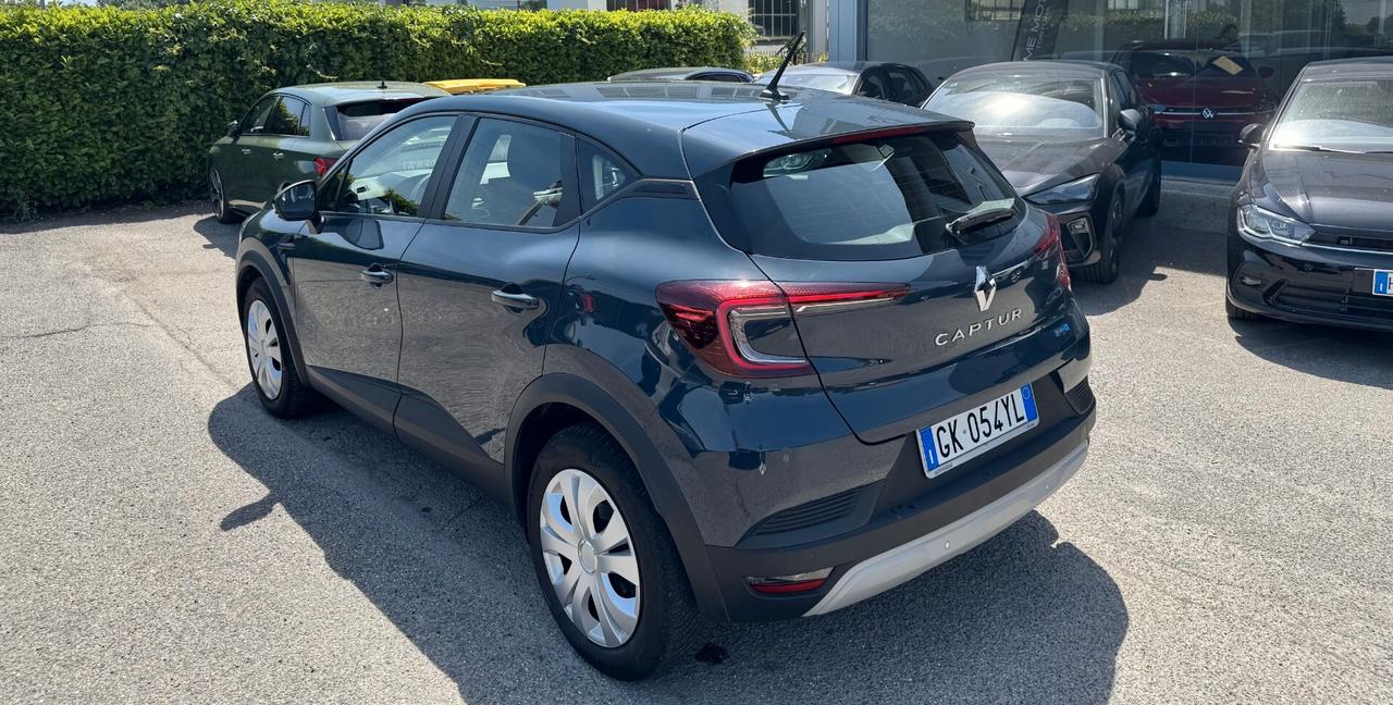 Renault Captur 1.6 E-Tech full hybrid auto / NO VINCOLI
