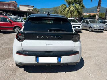 Lancia Ypsilon Hybrid e-DCT Edizione Cassina