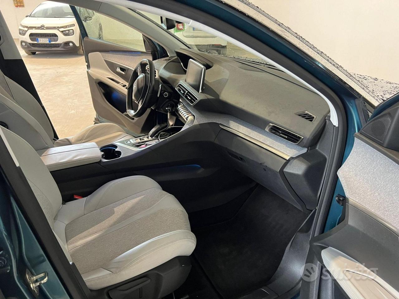Peugeot 5008 5008 1.6 bluehdi Active s&s 120cv 7p.