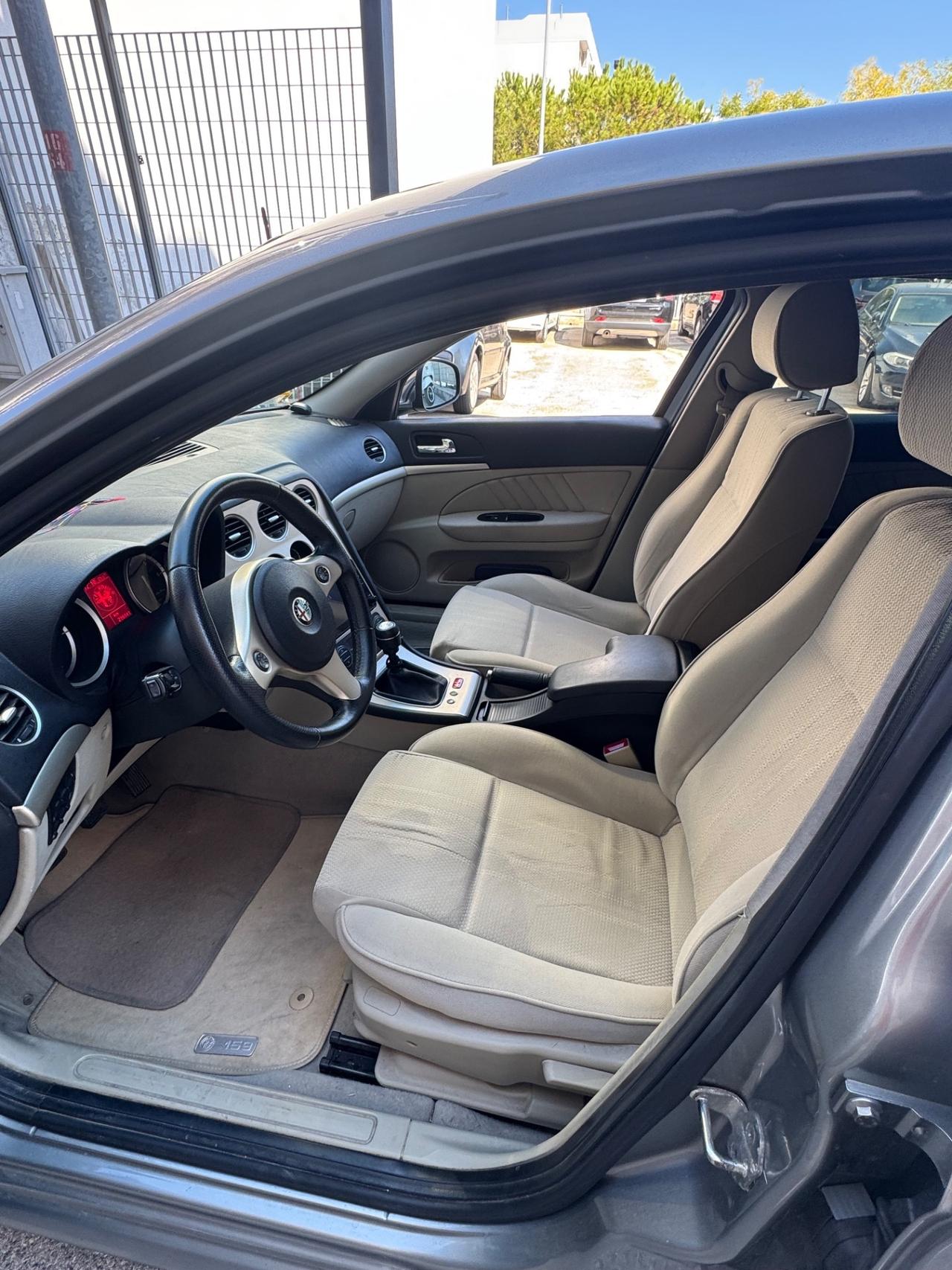 Alfa Romeo 159 1.9 JTDm 16V Distinctive
