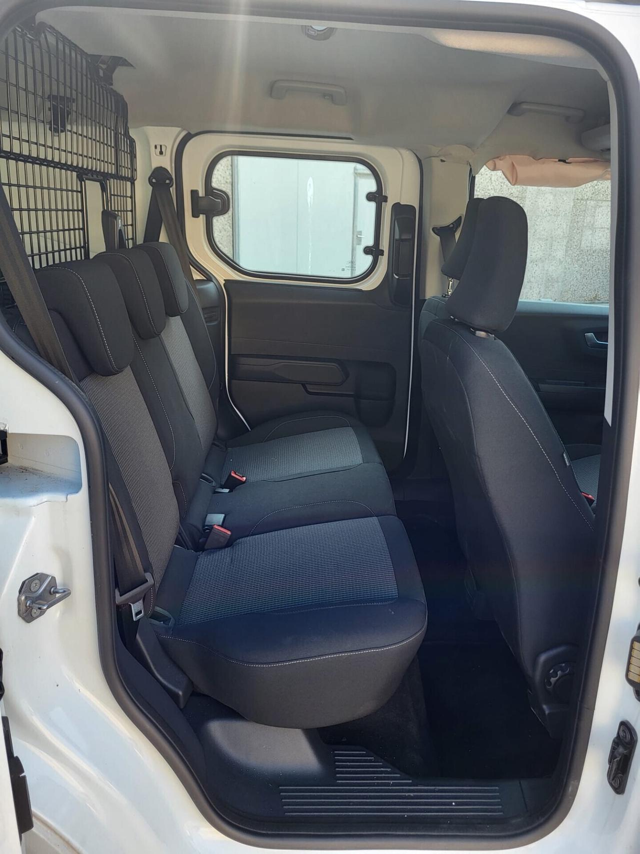 Ford Courier 1.0 EcoBoost 125CV aut. Van DC Trend