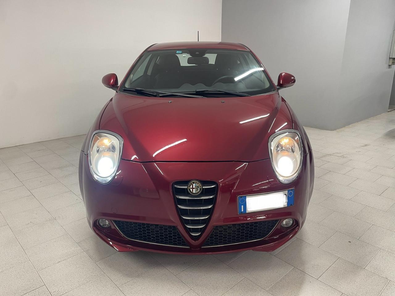 Alfa Romeo MiTo 1.6 JTDm-2 S&S Distinctive Sport Pack