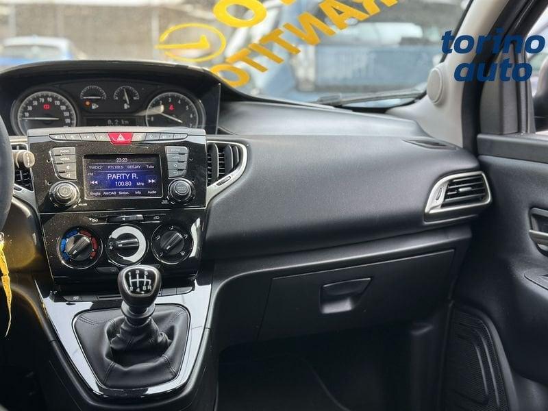Lancia Ypsilon 1.0 FireFly 70cv S&S Hybrid GOLD