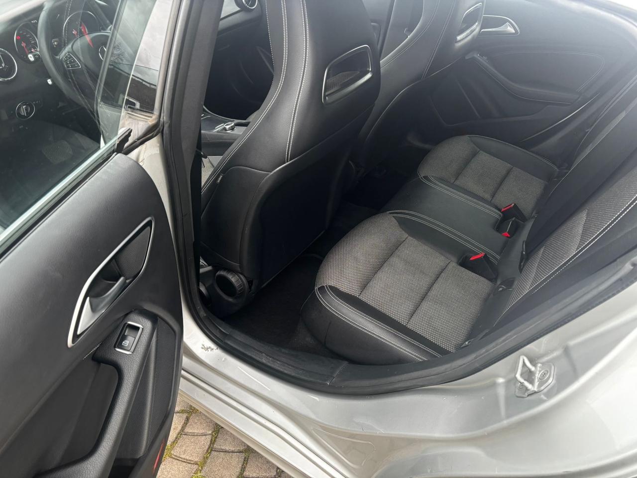 Mercedes-benz CLA 200 d Automatic Sport BELLISSIMA PERMUTABILE
