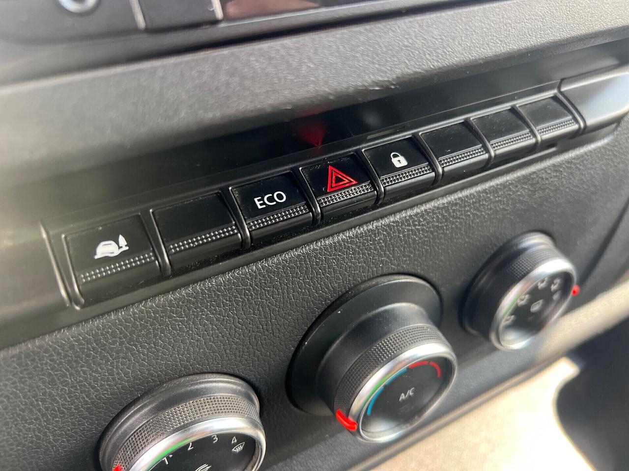 Renault Master T28 2.3dCi 135CV L1-H1-2021"UNIPRO"