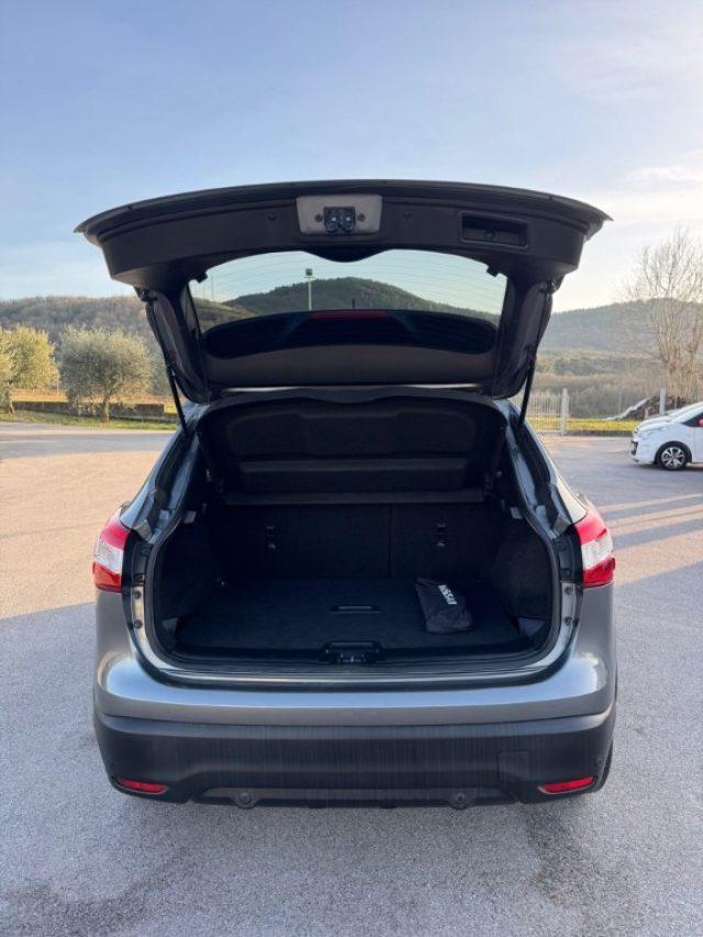 NISSAN Qashqai 1.5 dCi Tekna