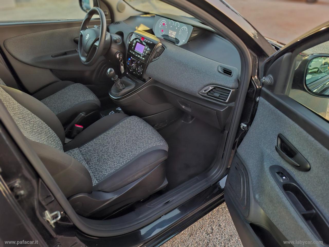 LANCIA Ypsilon 1.0 FireFly 5p.S&S Hybrid Silver