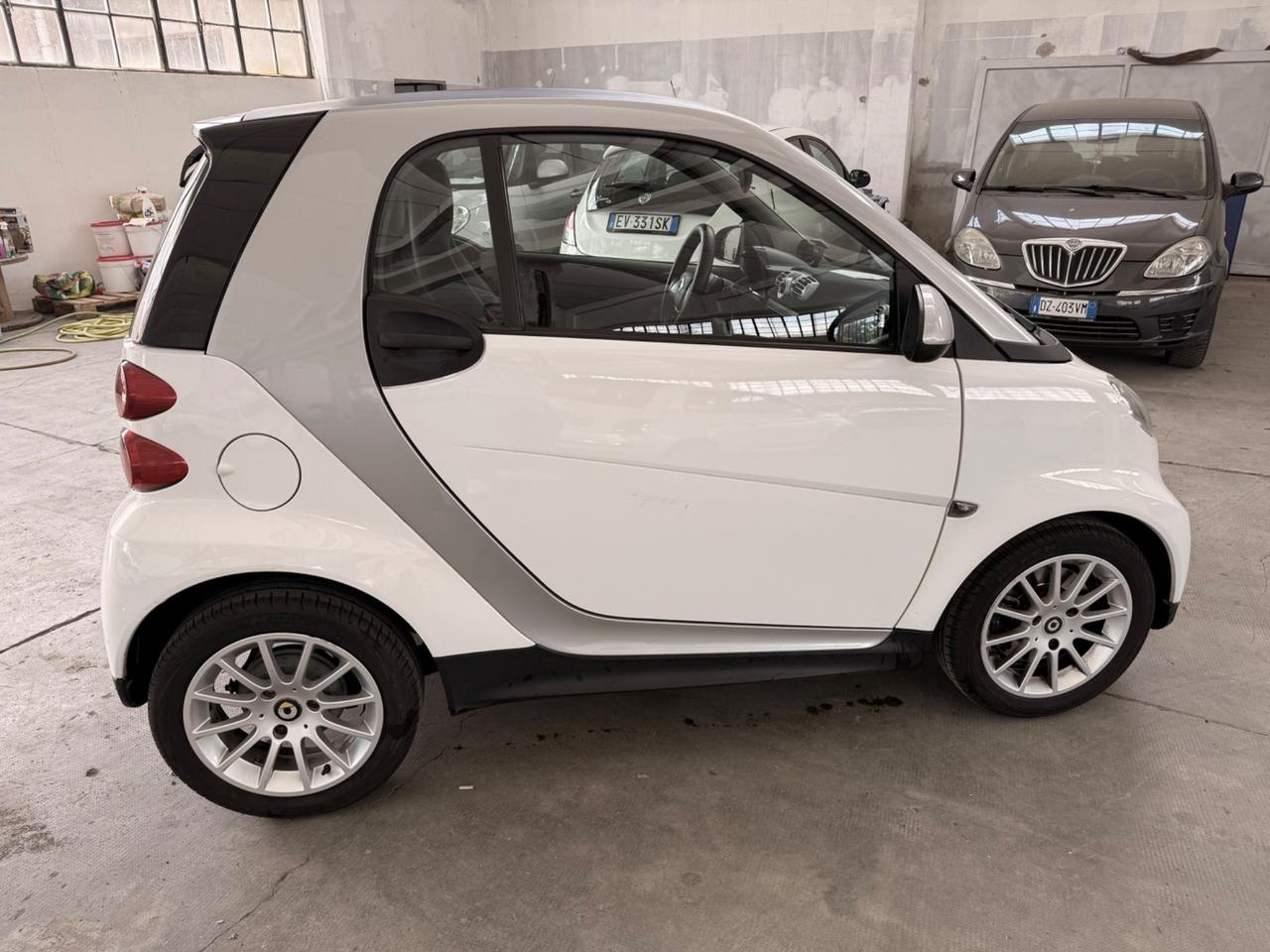 Smart ForTwo 1000 52 kW coupé passion