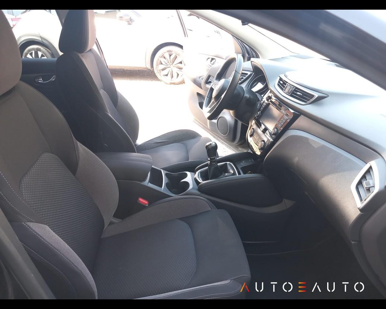 NISSAN QASHQAI 1.2 DIG-T N-CONNECTA 115CV