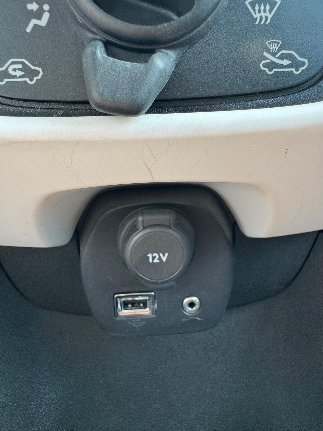 Peugeot 108 1.0 Benzina
