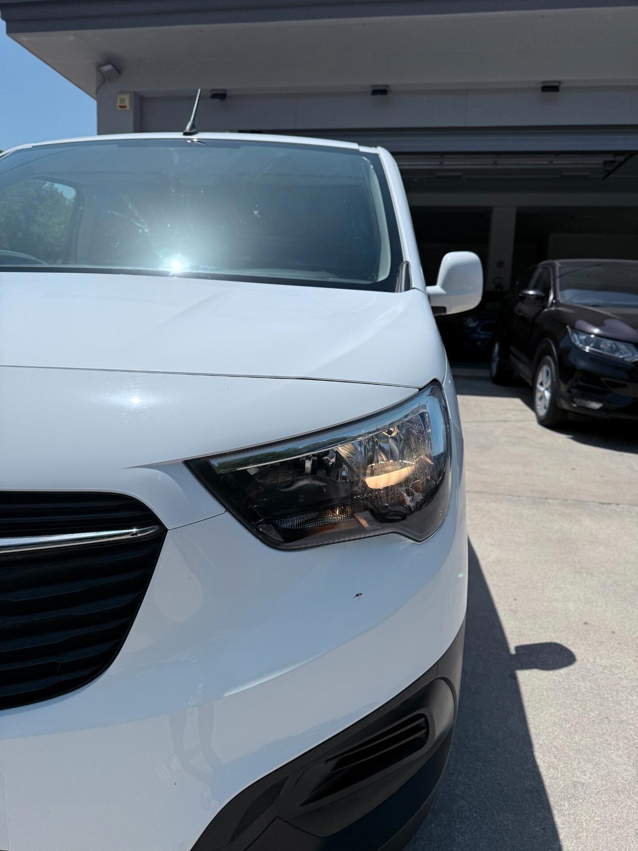 Opel Combo Cargo 1.6 Diesel PC 650kg