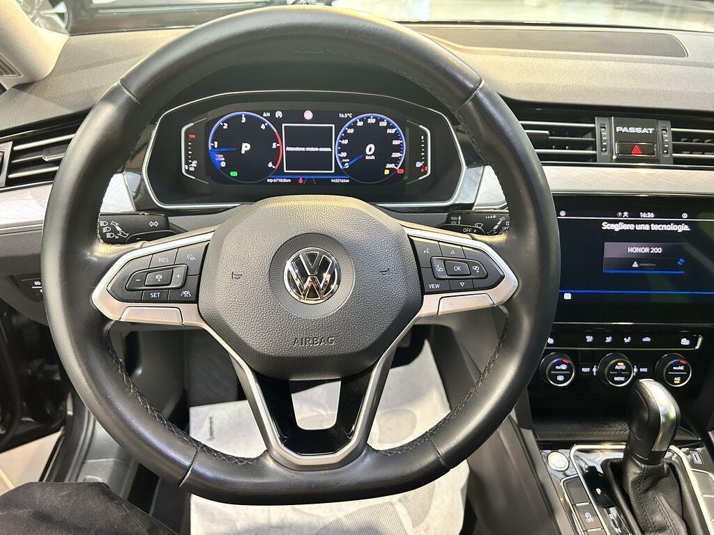Volkswagen Passat 1.6 TDI SCR BMT Business DSG