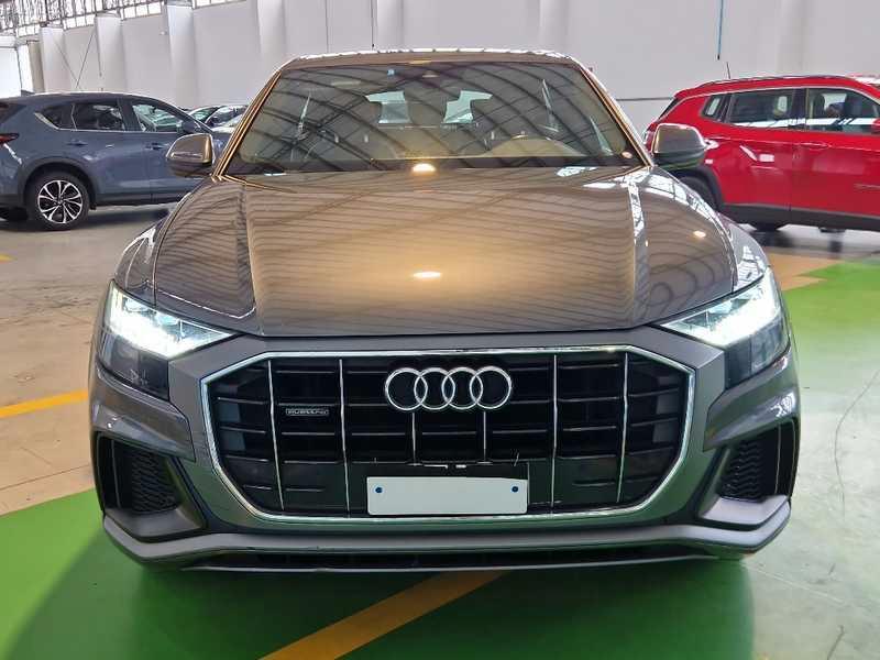 AUDI Q8 45 TDI MHEV 170kW quattro tiptronic Sport