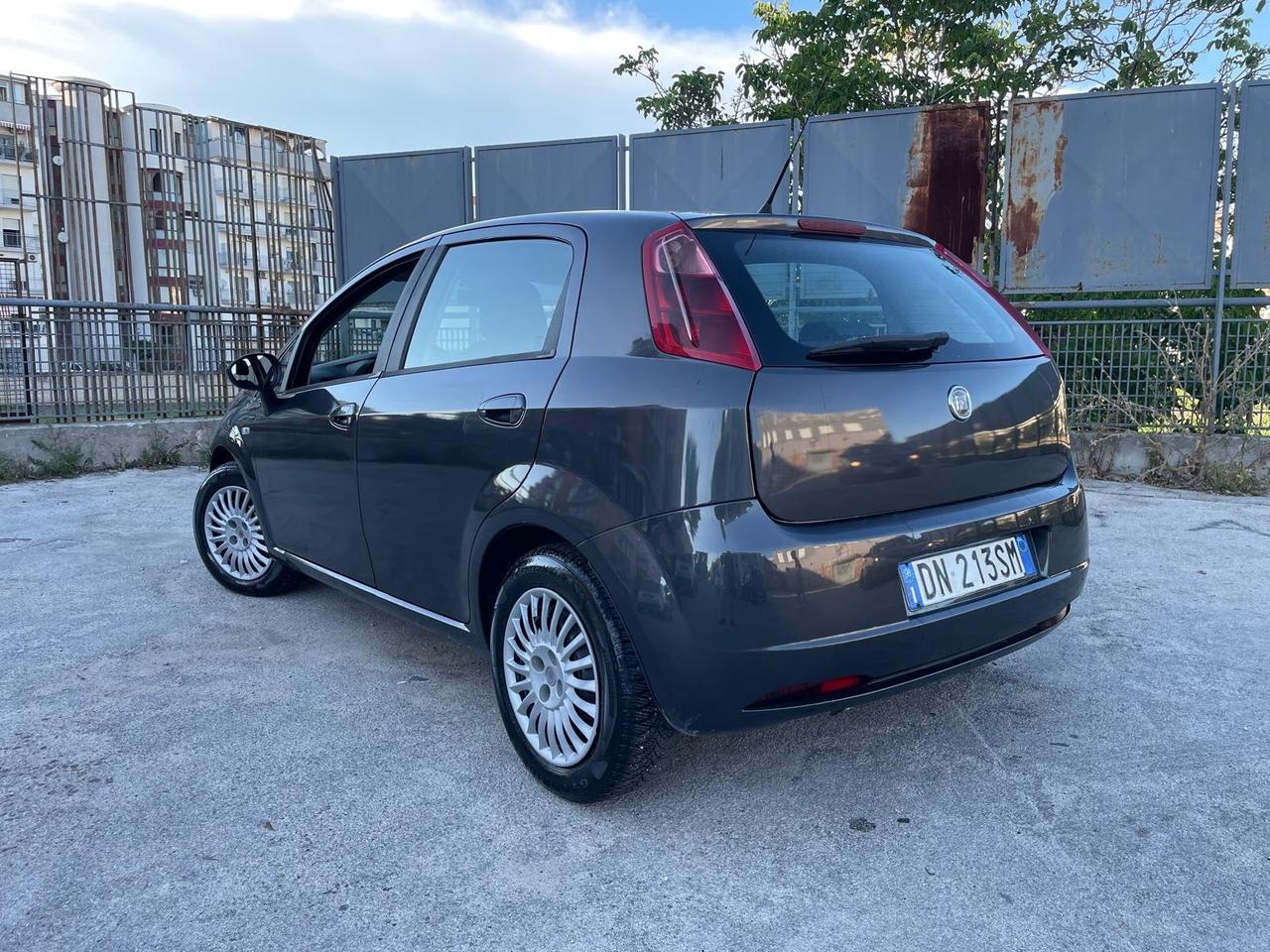 Fiat Grande Punto 1.3 MJT 75 CV 5 porte Dynamic In ottime condizioni