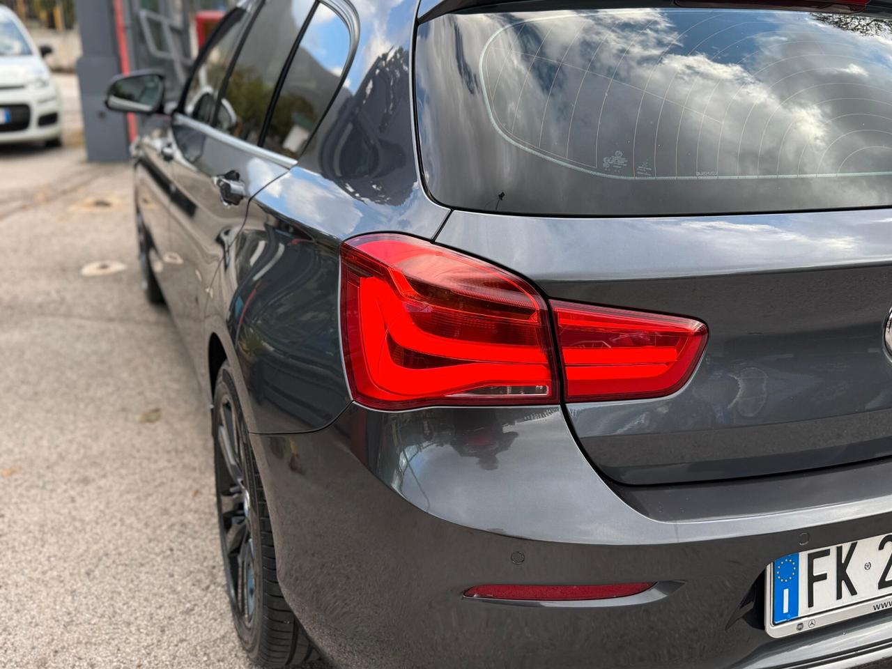Bmw 116d 5p. Urban Auto.