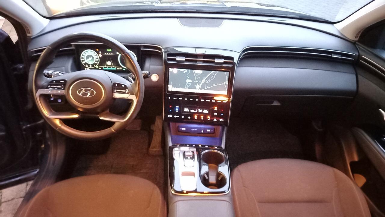 Hyundai Tucson 1.6 HEV 4WD aut. Exellence