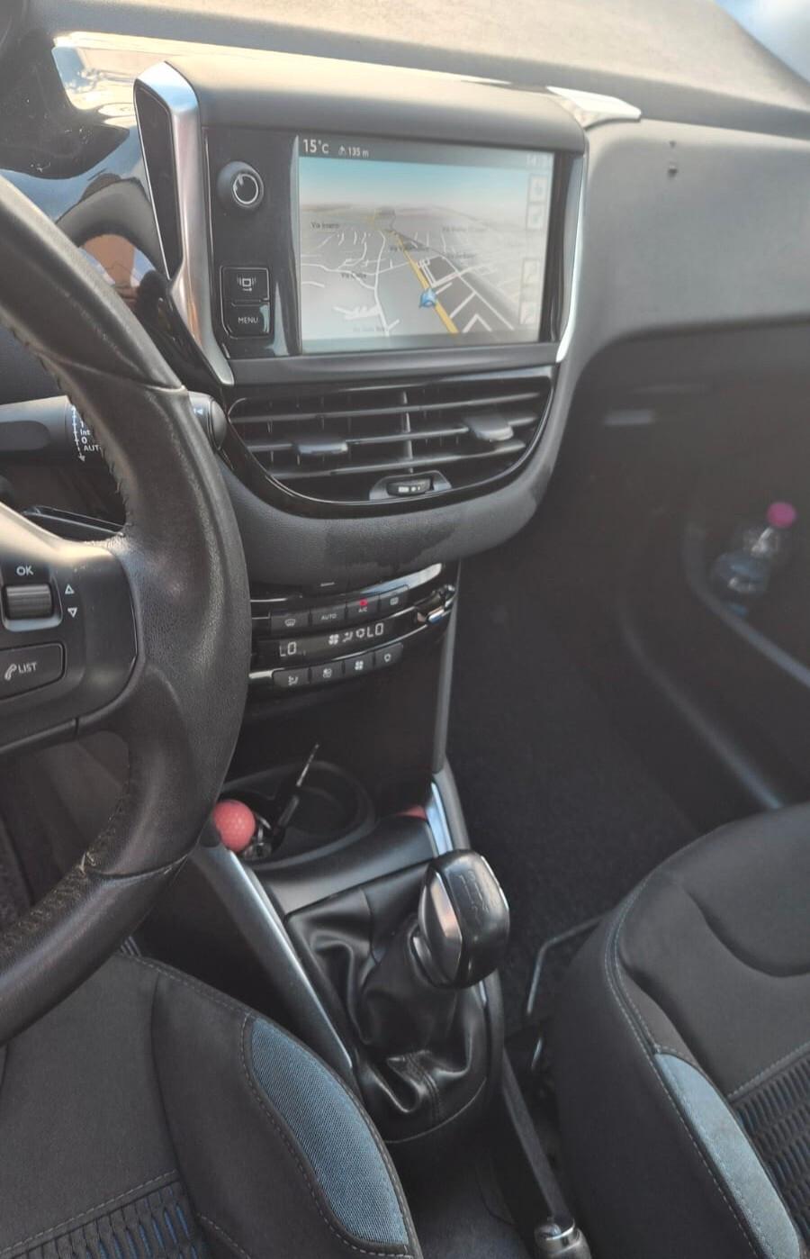 Peugeot 208 1.2 VTi 82 CV 5 porte Allure