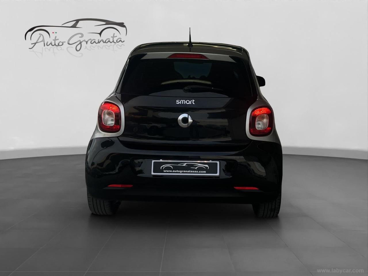 SMART forfour 70 1.0 twinamic Passion AUTOMATICA CON SOLI 65.000KM!