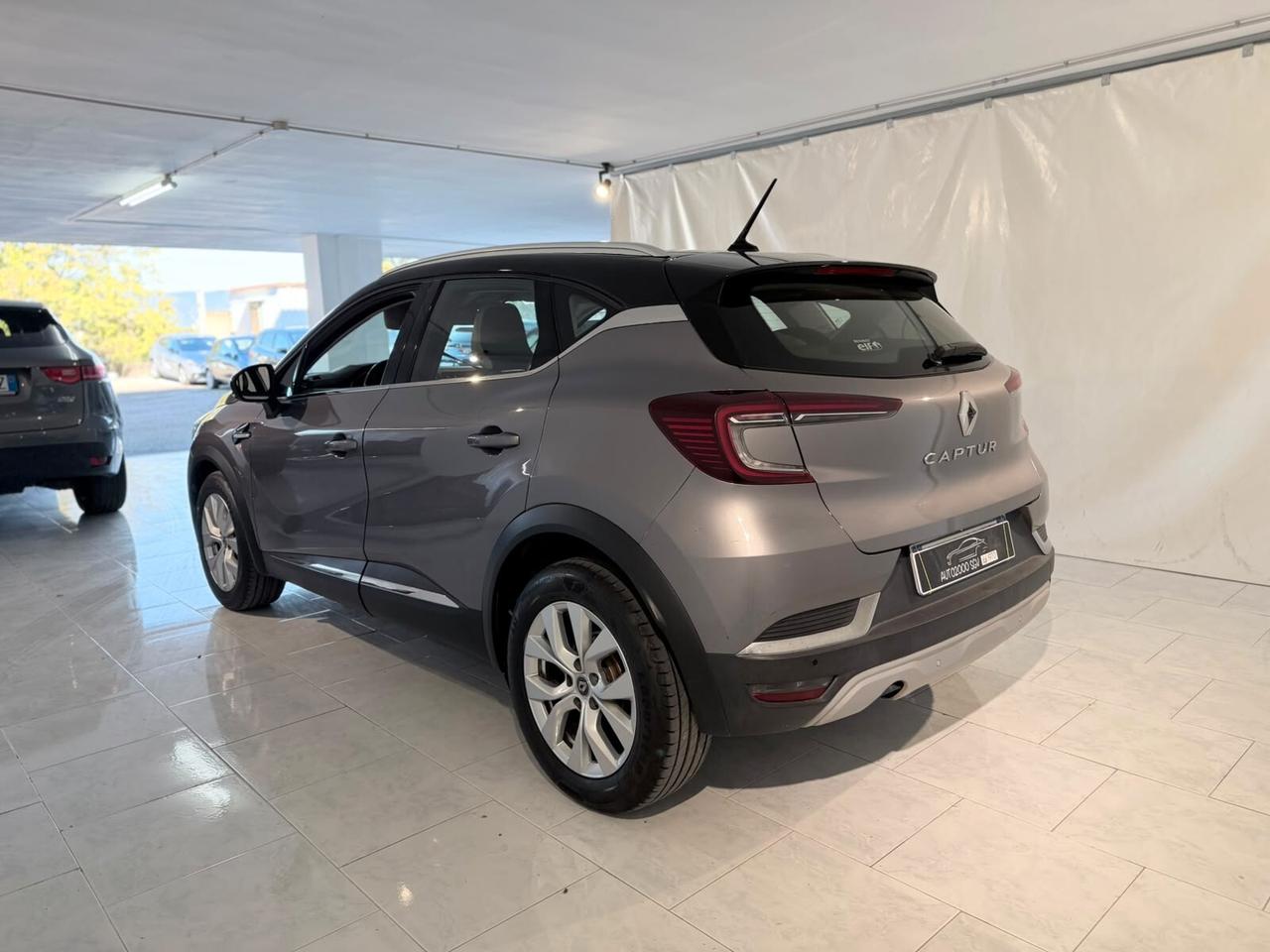 RENAULT CAPTUR CAMBIO AUTOMATICO INTENS 130CV