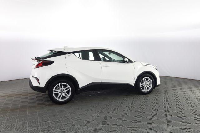 TOYOTA C-HR C-HR 1.8 Hybrid E-CVT Business