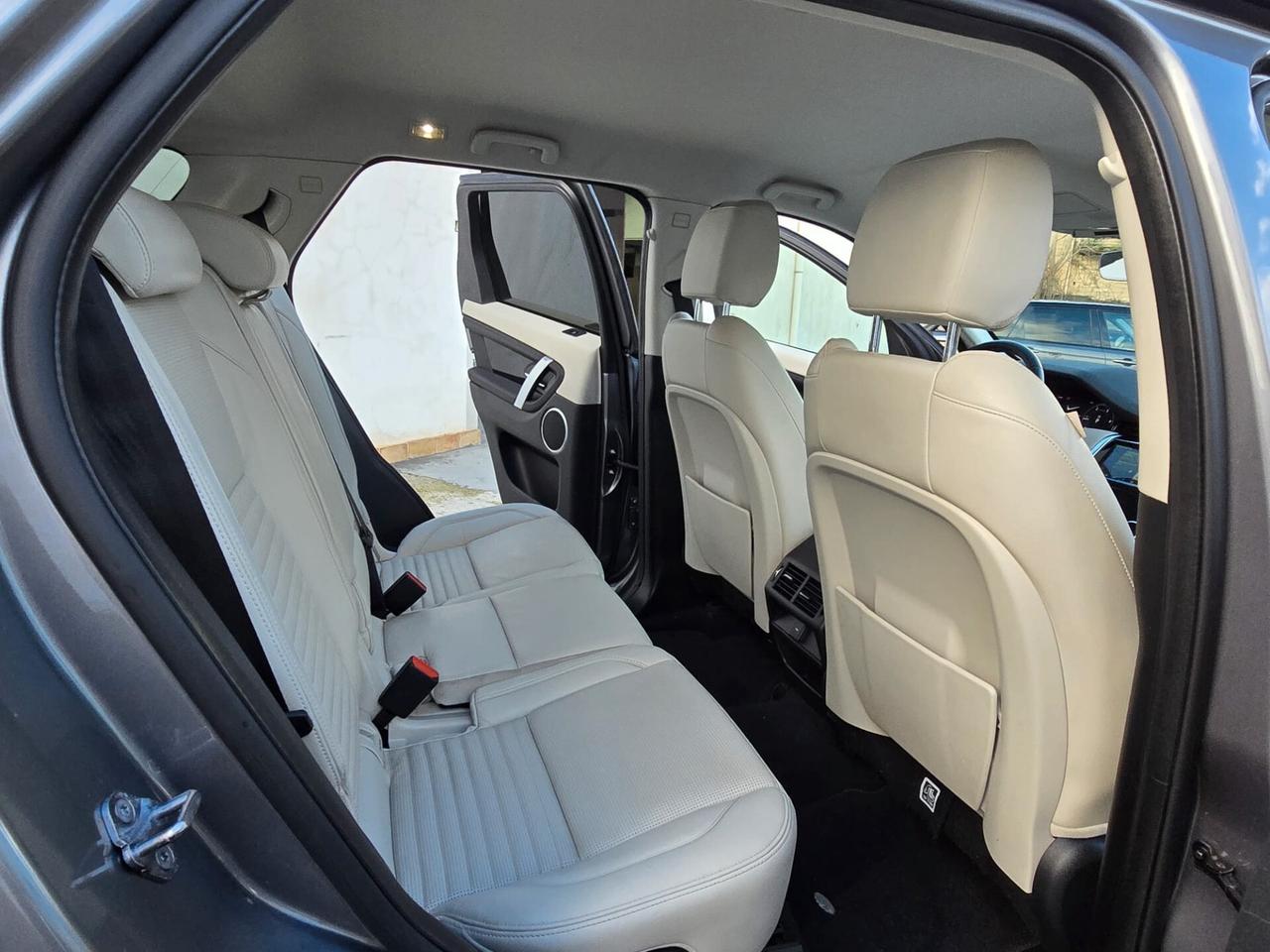 Land Rover Discovery Sport 2.0 SE 150 cv - 2020