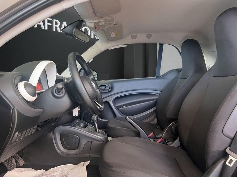 smart fortwo 70 1.0 52kW youngster twinamic