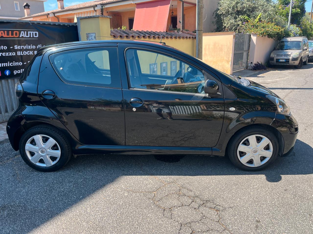 Toyota Aygo 1.0 12V VVT-i 5 porte Tobasco MMT