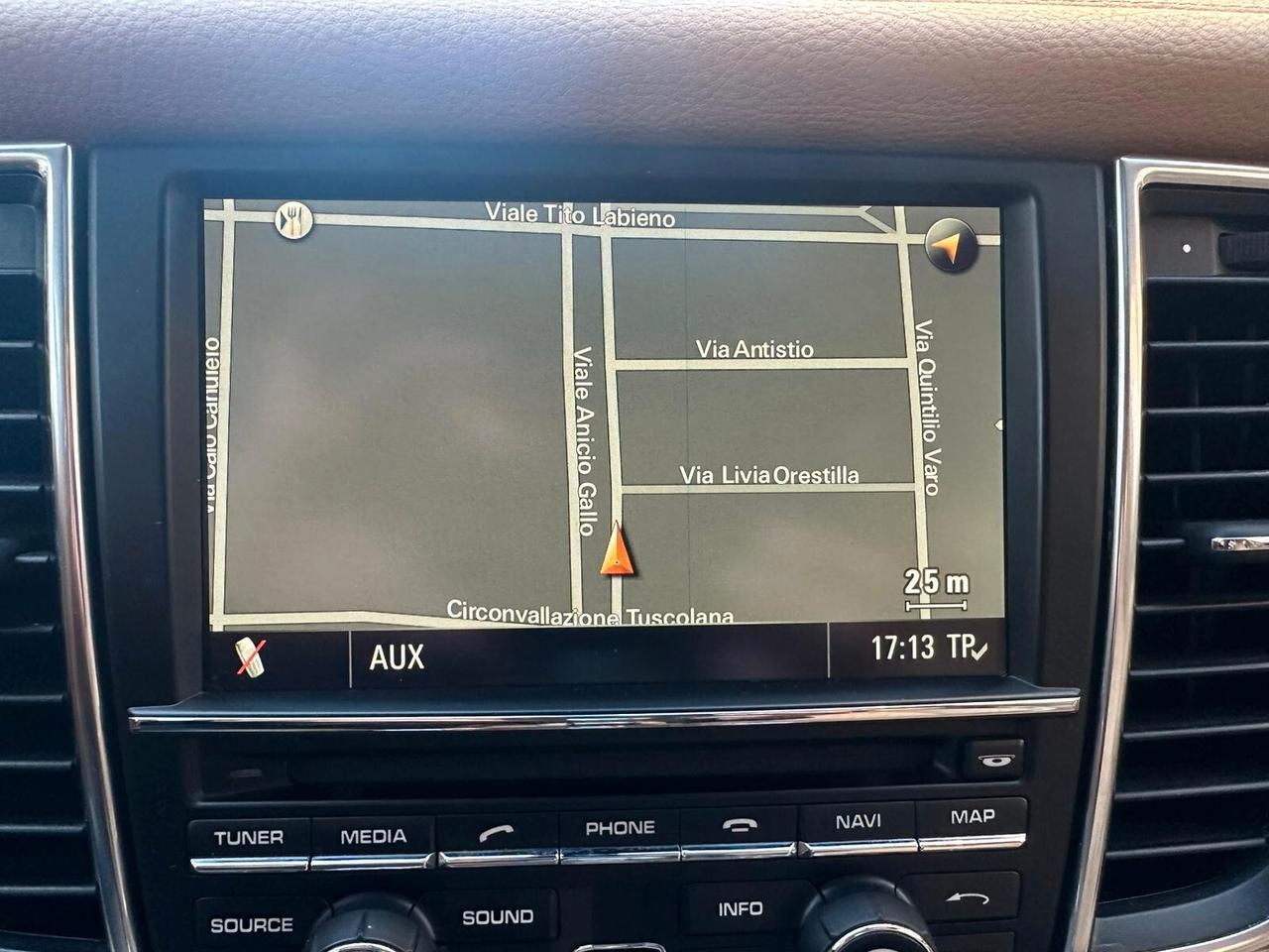 Porsche Panamera 3.6 PLATINUM 4