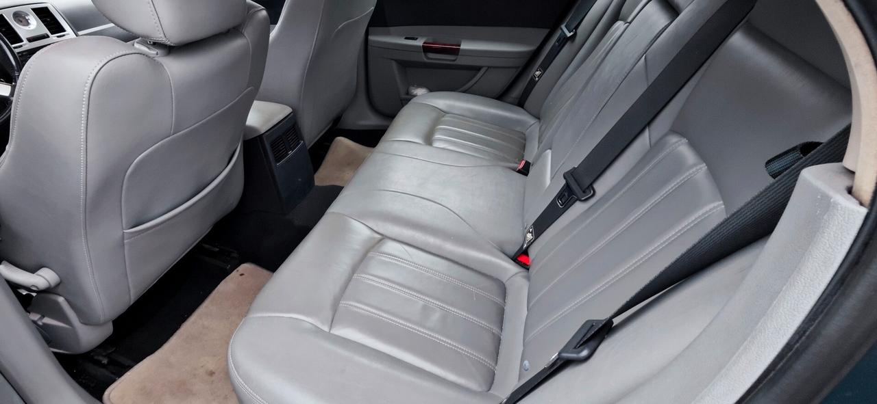 Chrysler 300C 3.0 V6 CRD cat DPF Sedan