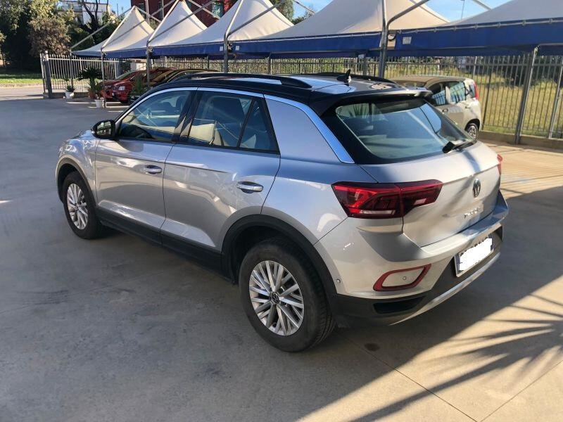 Volkswagen T-Roc 1.5TSI ACT DSG R-Line 2023