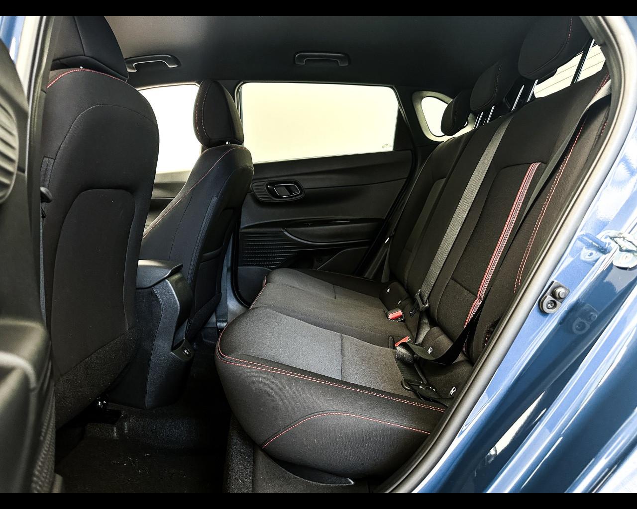 HYUNDAI I20 PE MY25 1.0T MT NLINE CARBON