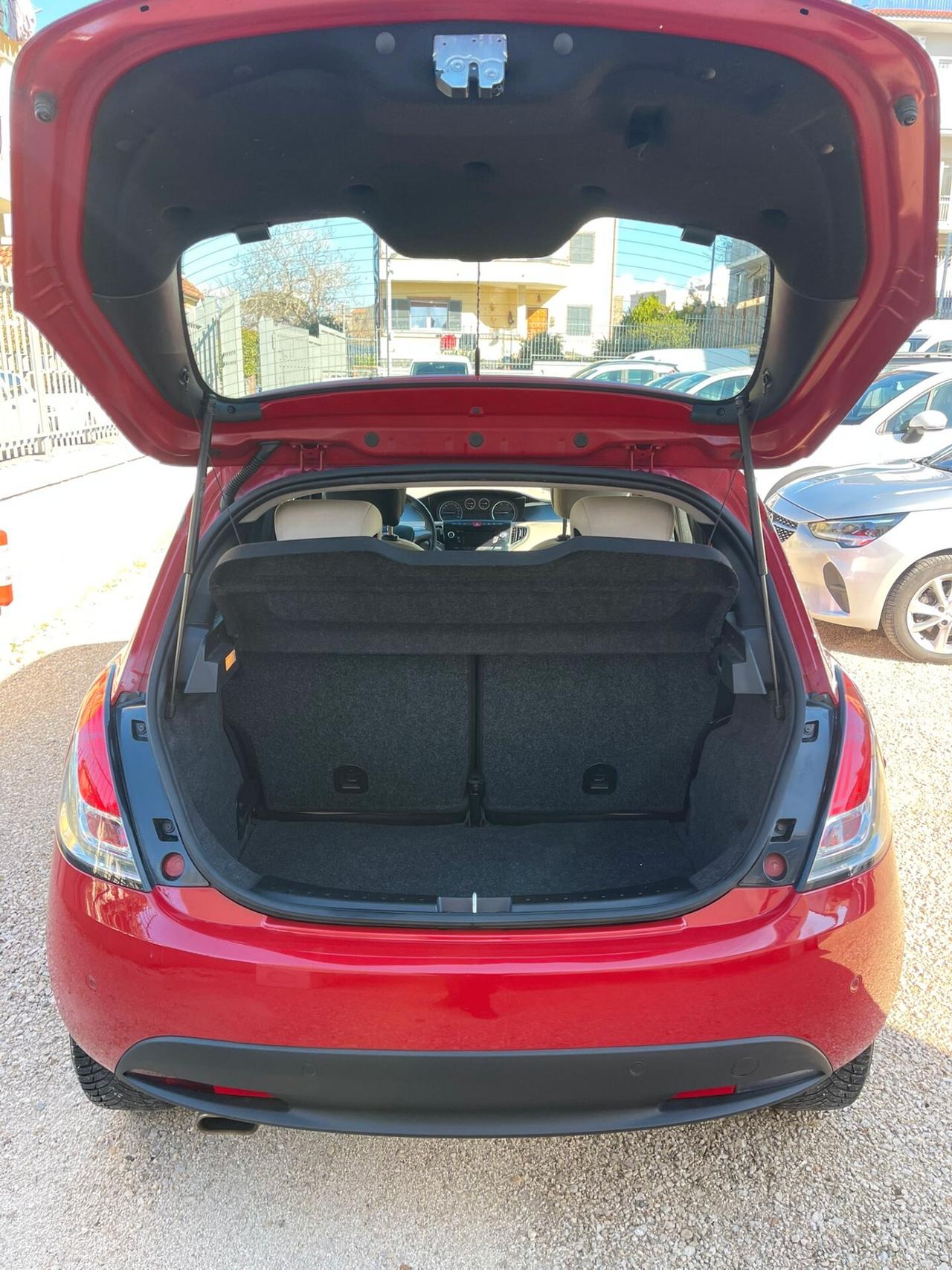 Lancia Ypsilon 1.3 MJT 16V 95 CV 5 porte S&S Gold