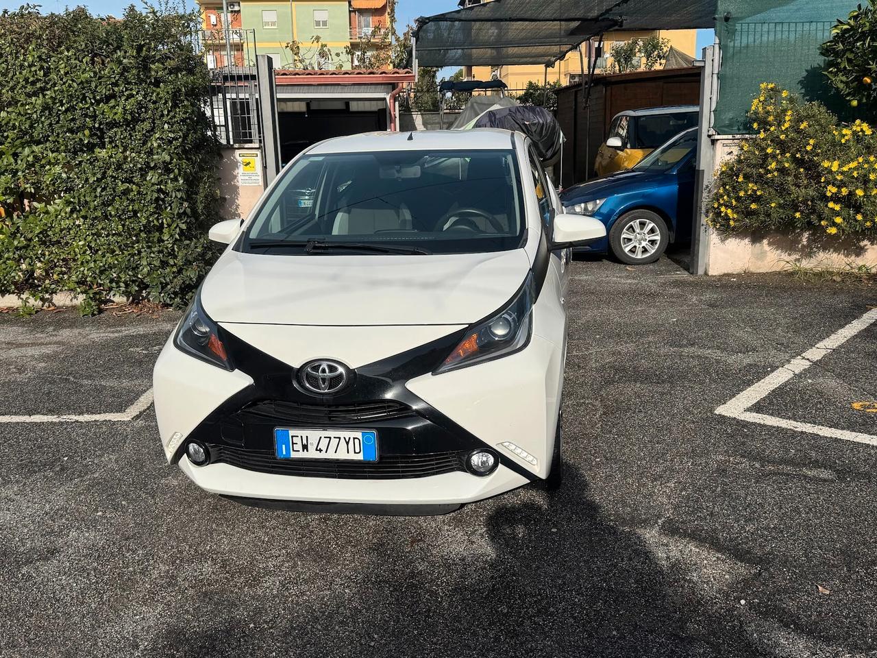 Toyota Aygo 1.0 VVT-i 69 CV 5 porte
