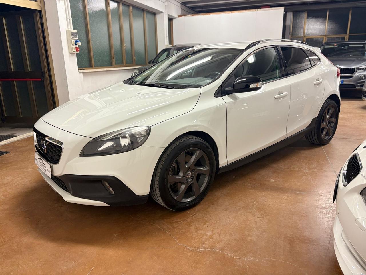 Volvo V40 Cross Country V40 Cross Country D3 Geartronic Summum