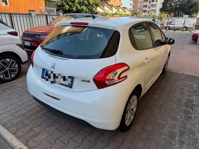 PEUGEOT 208 1° serie PureTech 82 5 porte Allure