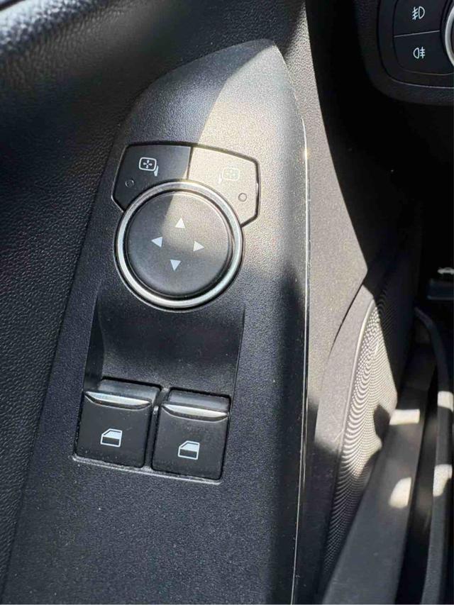 FORD Fiesta 1.0 EcoBoost 100CV 5 porte Powershift Titanium