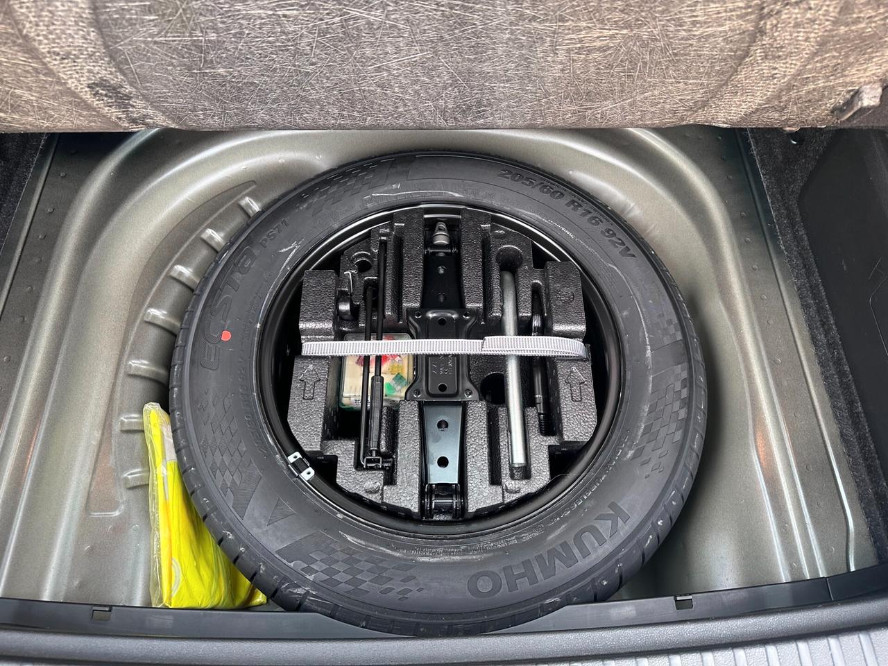 Skoda Octavia SW 2.0TDI 116CV DSG! FULL LED! NAVI! VIRTUAL COCKPIT