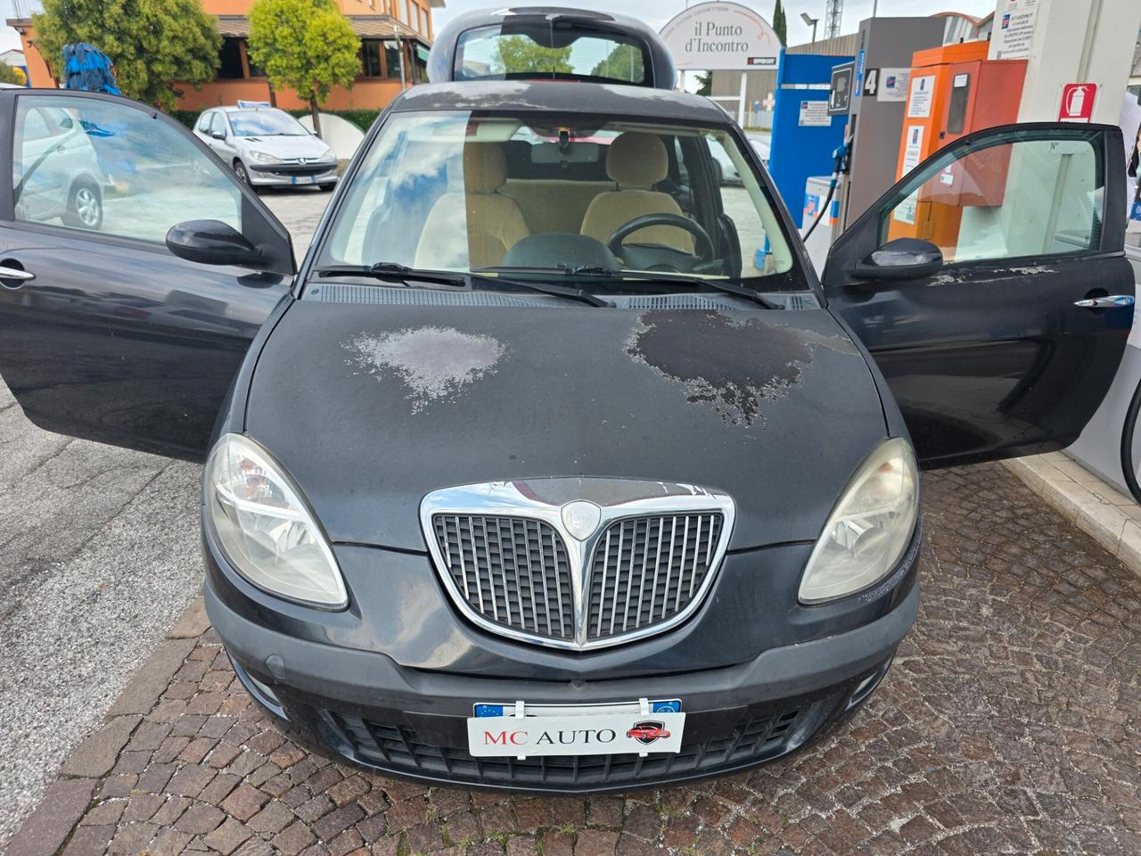 Lancia Ypsilon 1.3 Multijet 16V con 209.000km Neopatentati ok
