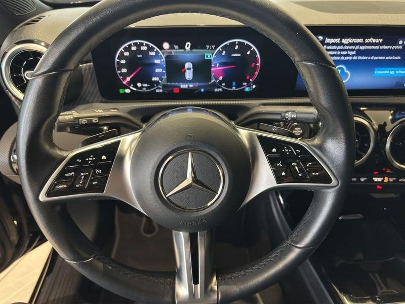 Mercedes-Benz Classe A A 180 d Automatic Progressive Advanced