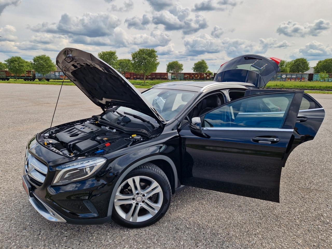 Mercedes GLA 180 d Enduro Tetto navi Garanzia 12 mesi My 16
