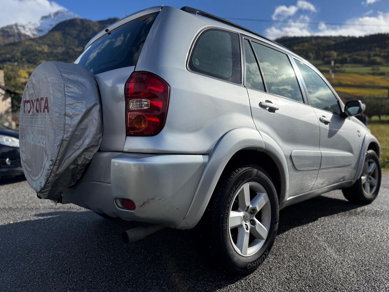 Toyota RAV 4 RAV4 2.0 Tdi D-4D cat 5 porte Sol