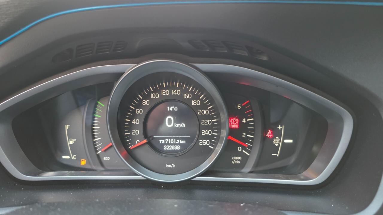 Volvo V40 D3 Momentum