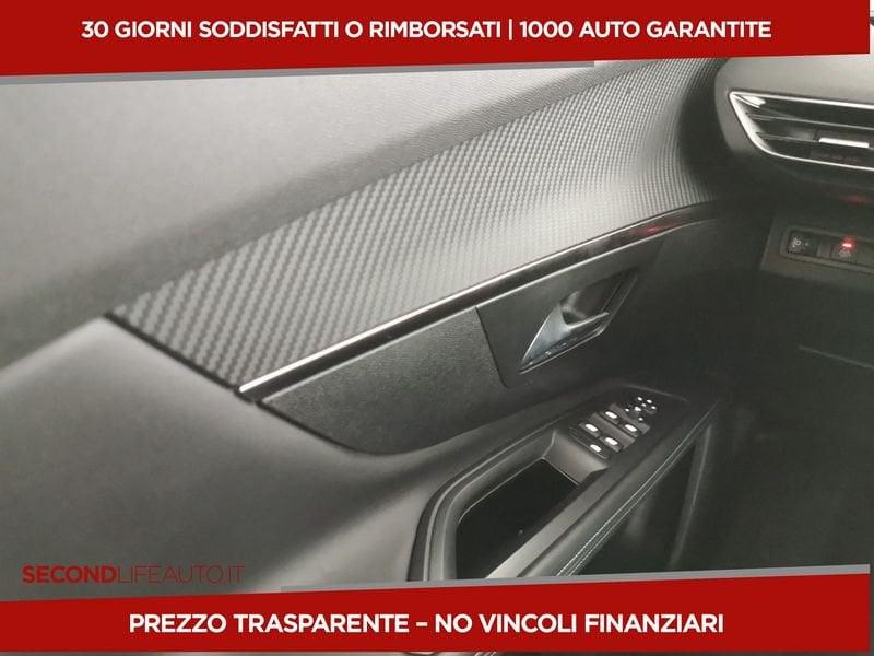 Peugeot 5008 1.2 hybrid 48V Allure Pack 136cv e-dcs 6