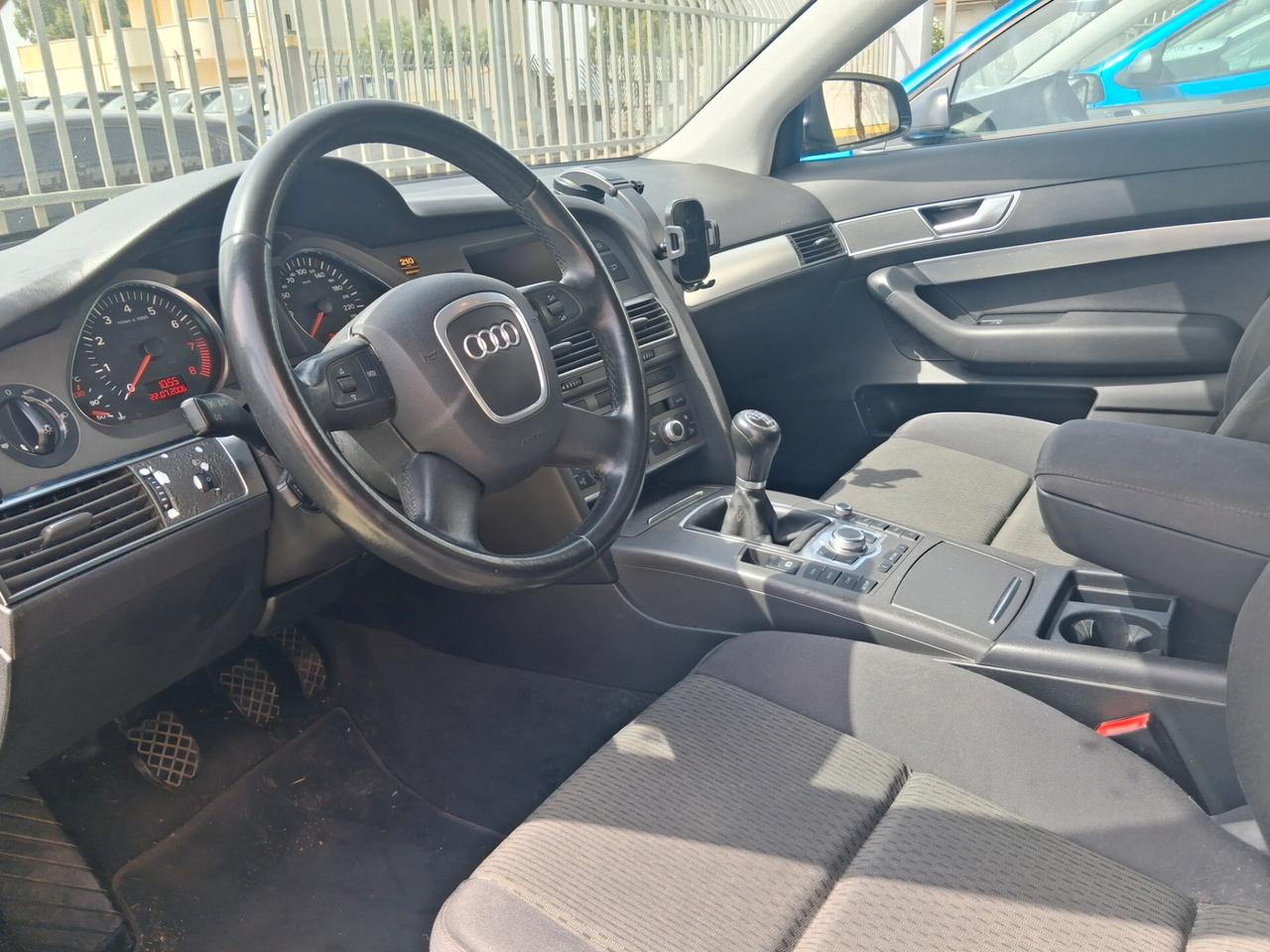 AUDI A6 Berlina 2.400 V6 Benzina 177cv Km169.000
