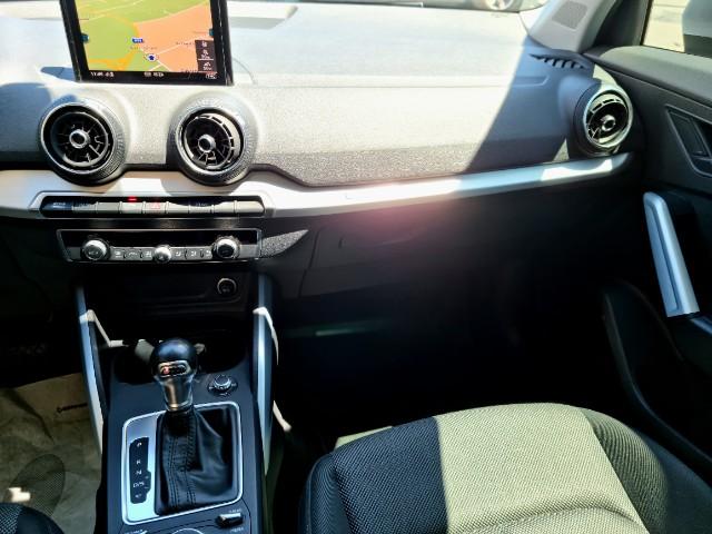 AUDI Q2 30 TDI S tronic Identity Black