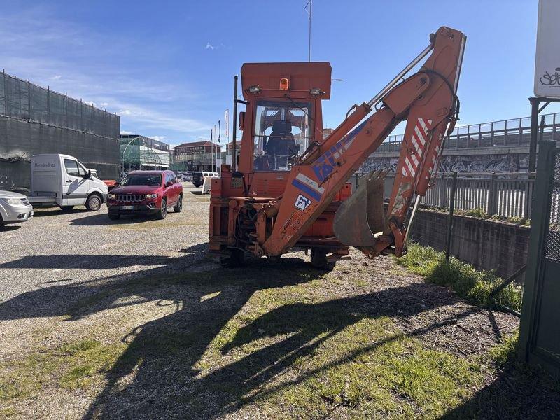 Fai Compact Macchinario movimentazione terra 595 Turbo