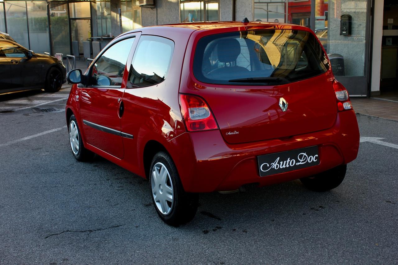 Renault Twingo 1.2 16V DISTRIBUZIONE E TAGLIANDO APPENA FATTI